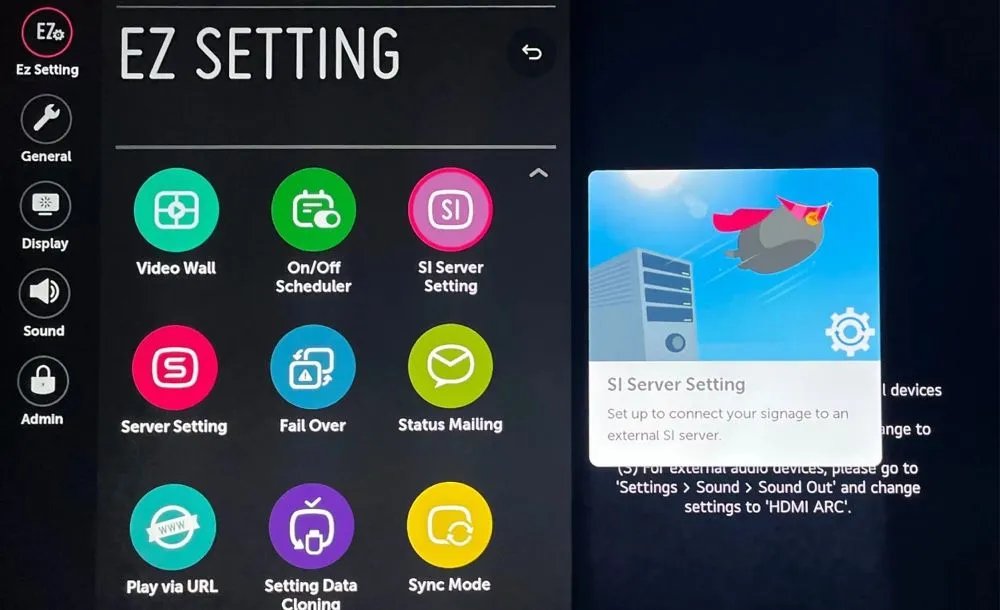 Menü SI Server Setting auf einem LG-webOS-Signage-TV