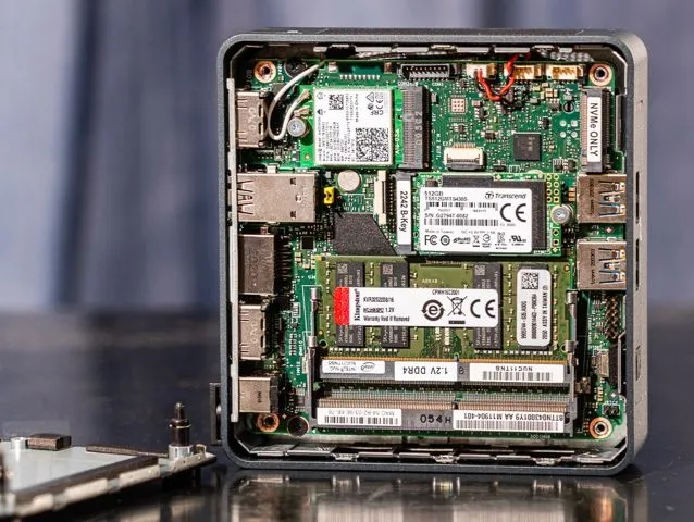 Intel NUC 7 Mini als Mediaplayer für Digital Signage